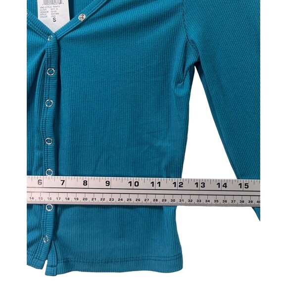 Rue 21 - Women's Casual Long Sleeve Button Down T-Shirt - Blue - Small - Picture 4 of 13